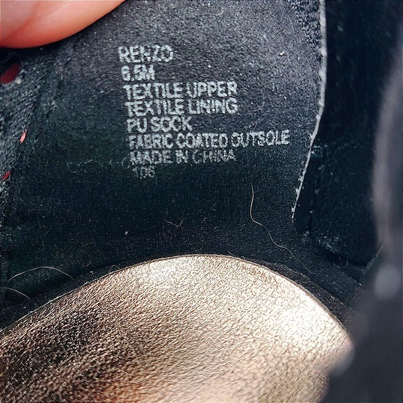 Madden Girl RENZO Black Suede‎ Peep Toe Booties Heels Perforated Women's 6.5 - Picture 6 of 6